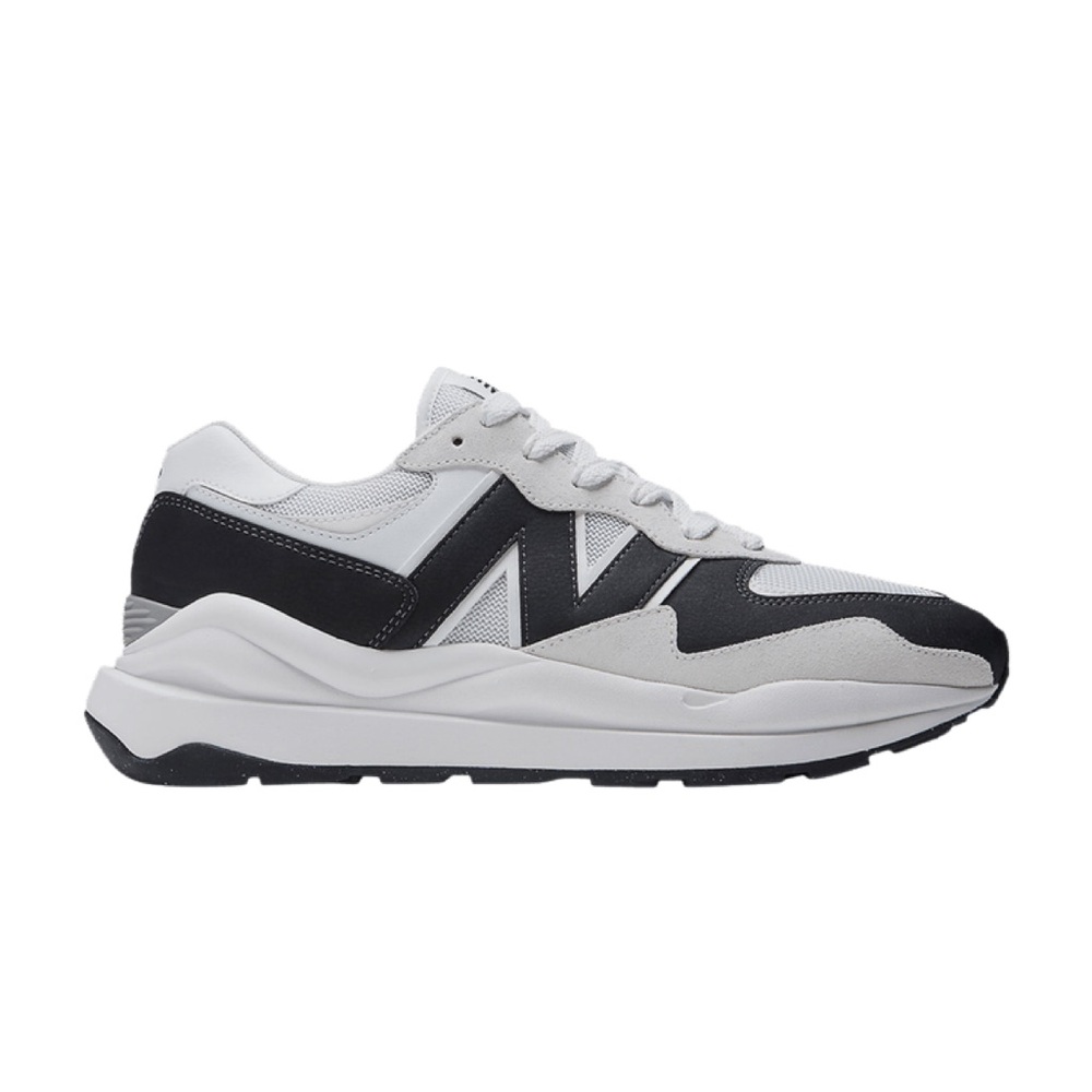 New Balance 57/40 like new condition W7